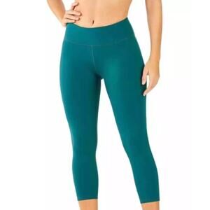 Fabletics Laurel Green Gia Powerlite Mid Rise Crop Leggings XS